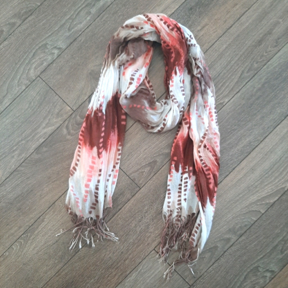 5/$25✨️Light Tassel Scarf